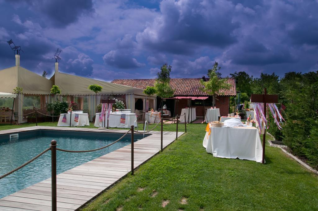 La Commedia Della Pentola Guest House Lu (Piedmont) Exterior photo